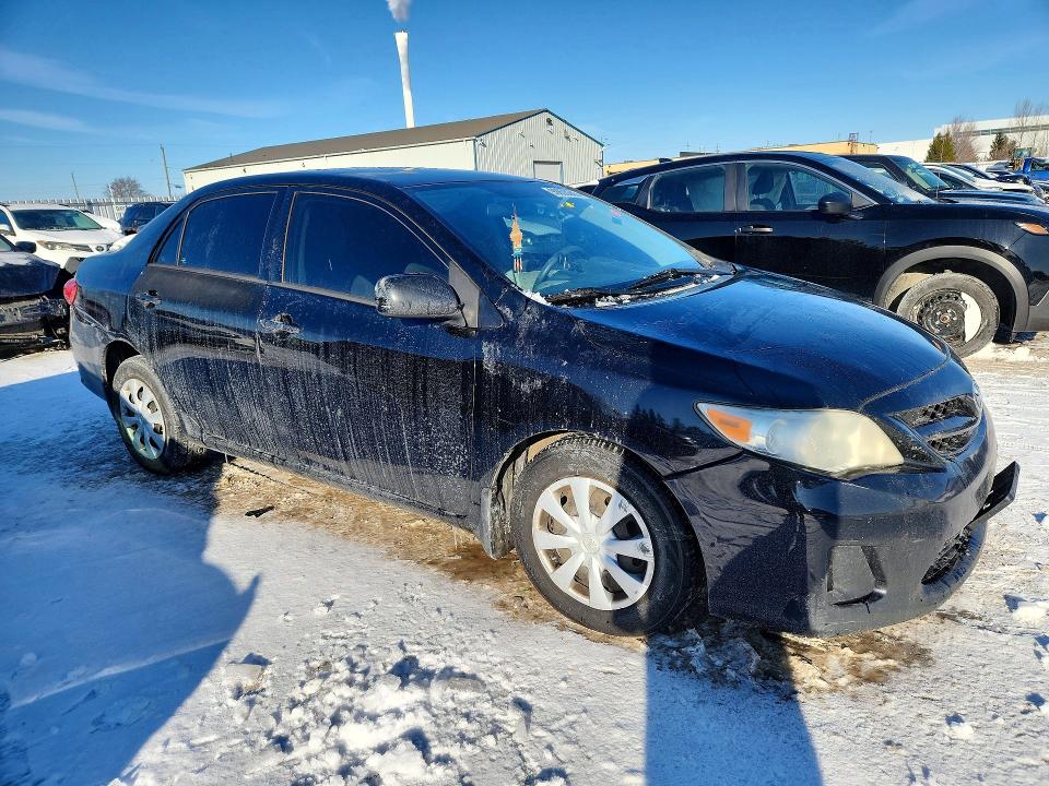99805985 :رقم المزاد ، 2T1BU4EE8DC978556 vin ، 2013 Toyota Corolla مزاد بيع