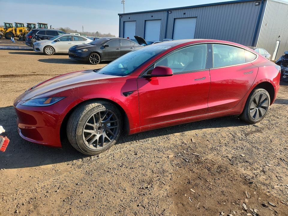 2025 Tesla Model 3 მანქანა იყიდება აუქციონზე, vin: 5YJ3E1EA1SF068267, აუქციონის ნომერი: 77003415