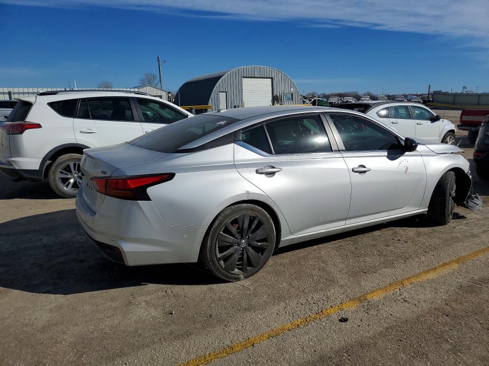 77768525 :رقم المزاد ، 1N4BL4CV2KC177087 vin ، 2019 Nissan Altima مزاد بيع