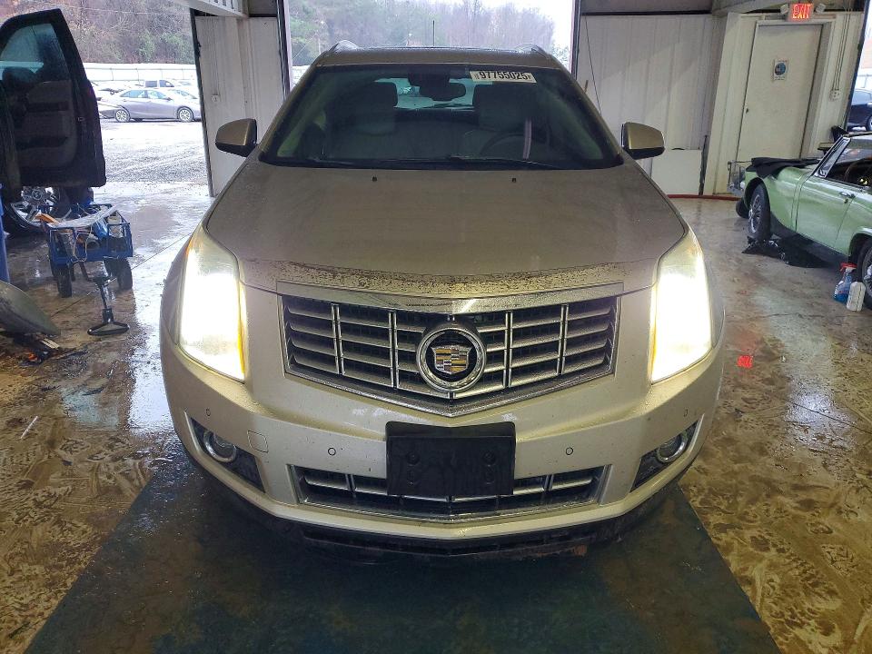 2015 Cadillac Srx მანქანა იყიდება აუქციონზე, vin: 3GYFNDE34FS529842, აუქციონის ნომერი: 97755025