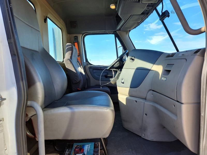 Aukcja sprzedaży 2016 Freightliner Cascadia 1, vin: 1FUBGEDV6GLHC5674, numer aukcji: 77529075