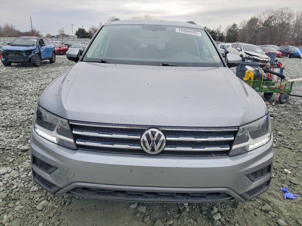 2021 Volkswagen Tiguan მანქანა იყიდება აუქციონზე, vin: 3VV2B7AX6MM057430, აუქციონის ნომერი: 76994595