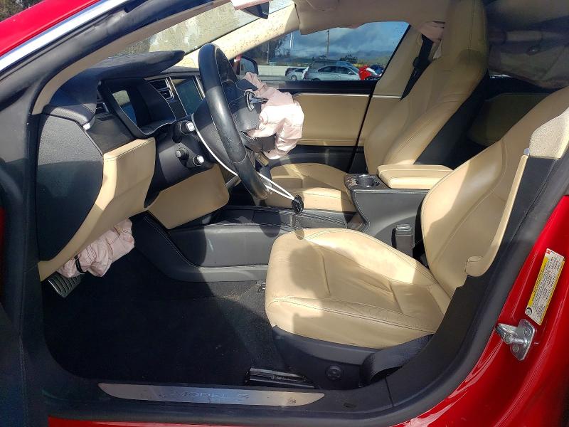 2015 Tesla Model S მანქანა იყიდება აუქციონზე, vin: 5YJSA1H27FFP70191, აუქციონის ნომერი: 77311725