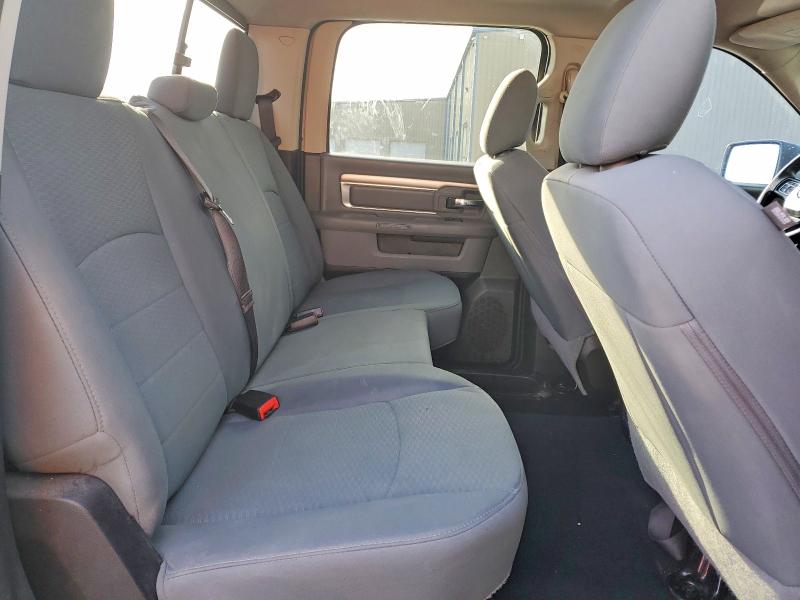 76146355 :رقم المزاد ، 1C6RR6TT2KS728309 vin ، 2019 Ram 1500 Classic مزاد بيع