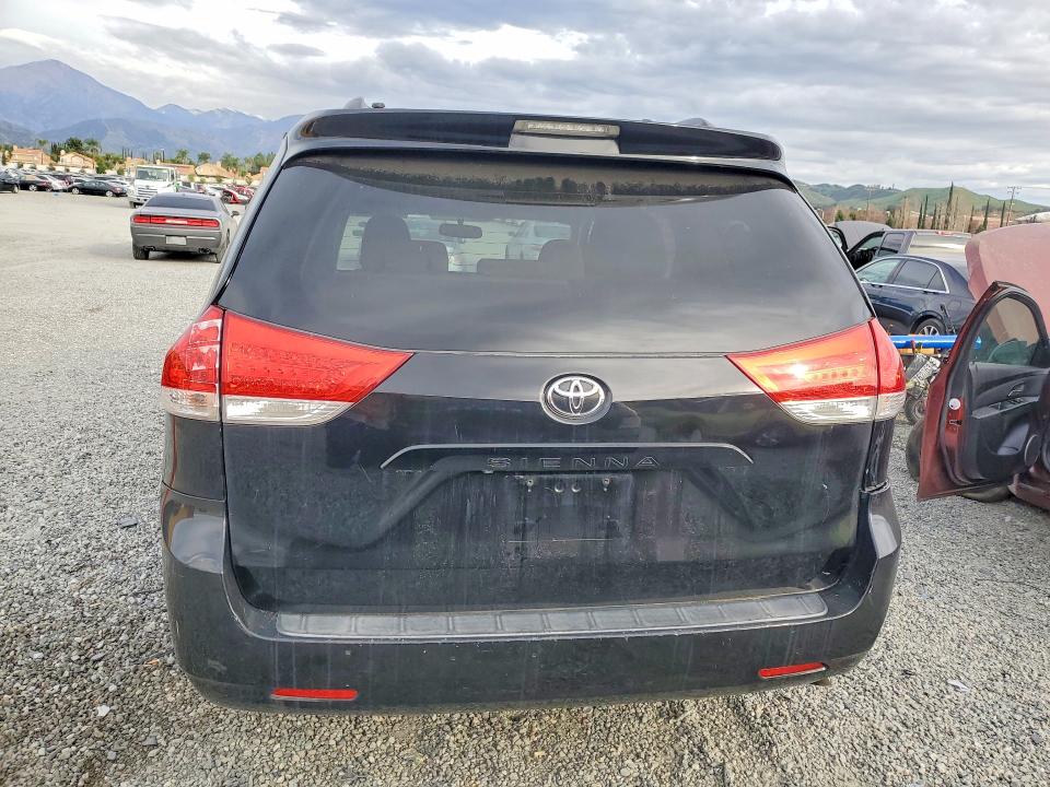Aukcja sprzedaży 2013 Toyota Sienna, vin: 5TDKK3DC7DS292354, numer aukcji: 75960865