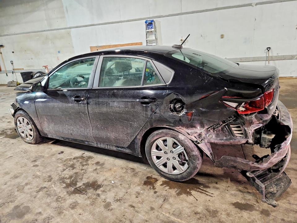 2022 Kia Rio მანქანა იყიდება აუქციონზე, vin: 3KPA24AD7NE431120, აუქციონის ნომერი: 78790915
