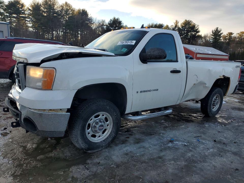 75635515 :رقم المزاد ، 1GTHK24K47E549394 vin ، 2007 Gmc Sierra مزاد بيع