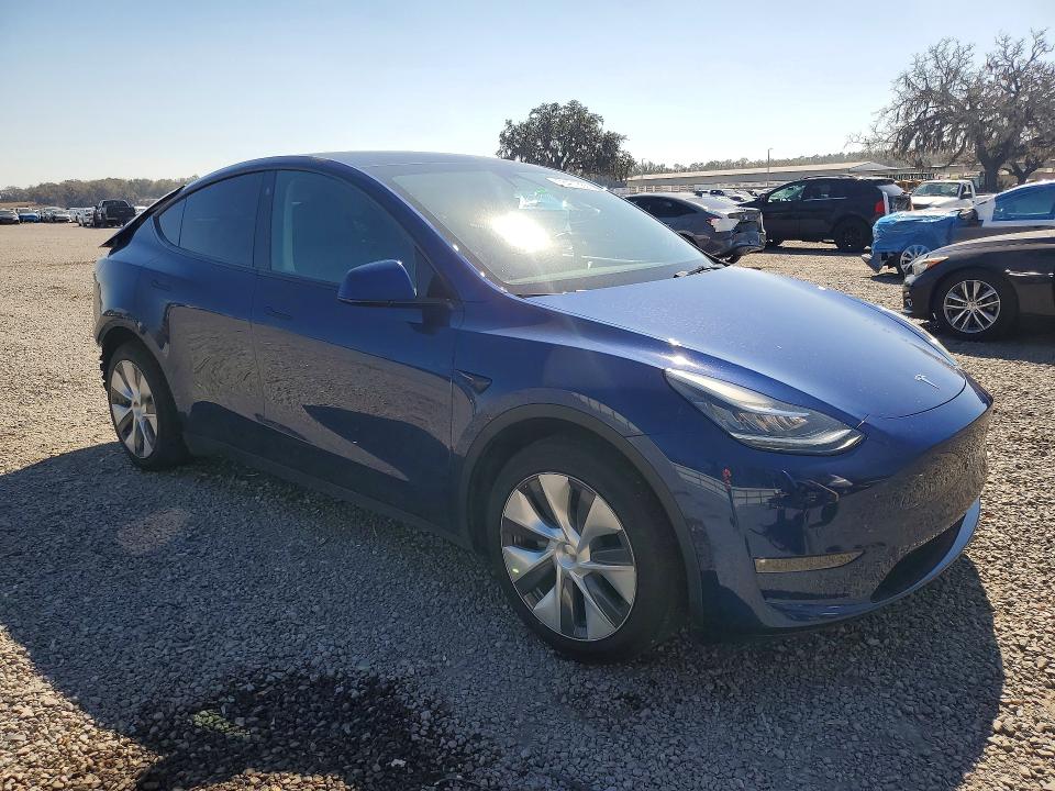 78401865 :رقم المزاد ، 5YJYGDEE2MF297628 vin ، 2021 Tesla Model Y مزاد بيع