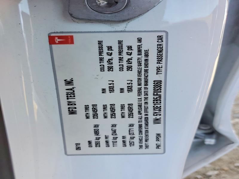 78353105 :رقم المزاد ، 5YJ3E1EB5JF093860 vin ، 2018 Tesla Model 3 مزاد بيع