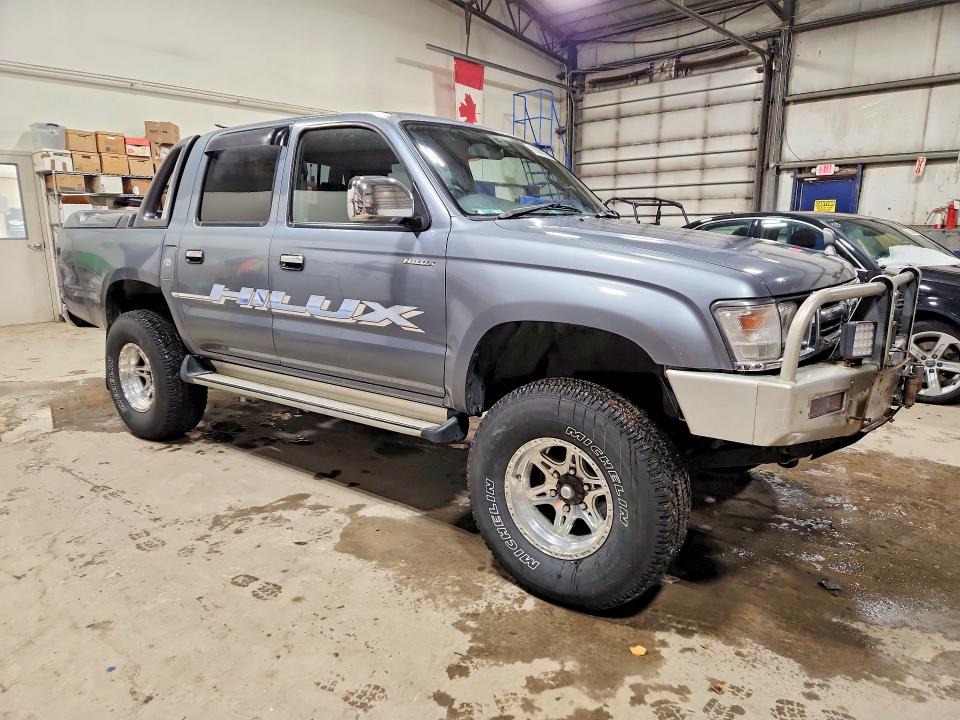 78868335 :رقم المزاد ، LN1670008033 vin ، 1998 Toyota Hilux مزاد بيع