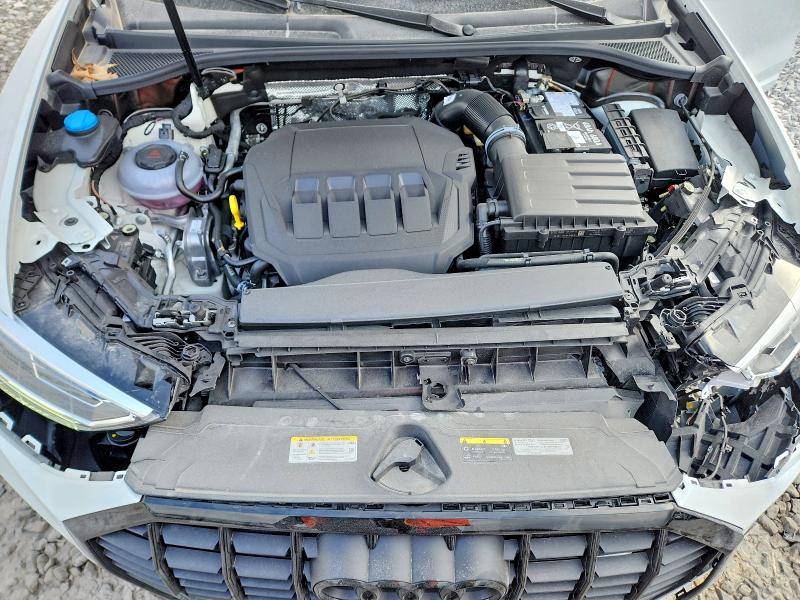 77800995 :رقم المزاد ، WA1EECF30S1108376 vin ، 2025 Audi Q3 مزاد بيع