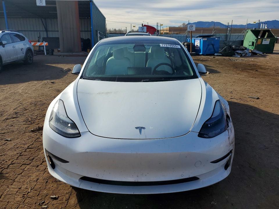 Продажа на аукционе авто 2022 Tesla Model 3, vin: 5YJ3E1EB4NF263809, номер лота: 77318955