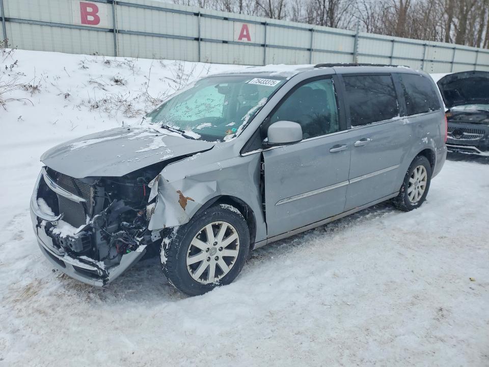 2014 Chrysler Town & Country მანქანა იყიდება აუქციონზე, vin: 2C4RC1BG3ER338892, აუქციონის ნომერი: 75433375