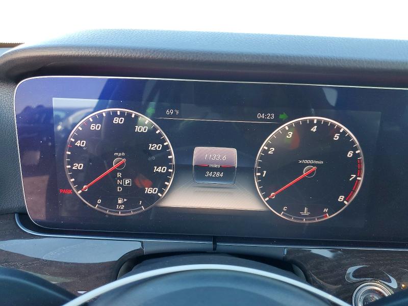76319635 :رقم المزاد ، WDDZF8DBXLA710592 vin ، 2020 Mercedes-benz E مزاد بيع