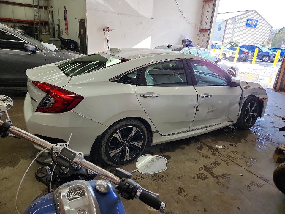 Auction sale of the 2018 Honda Civic, vin: JHMFC1F95JX037937, lot number: 78443355