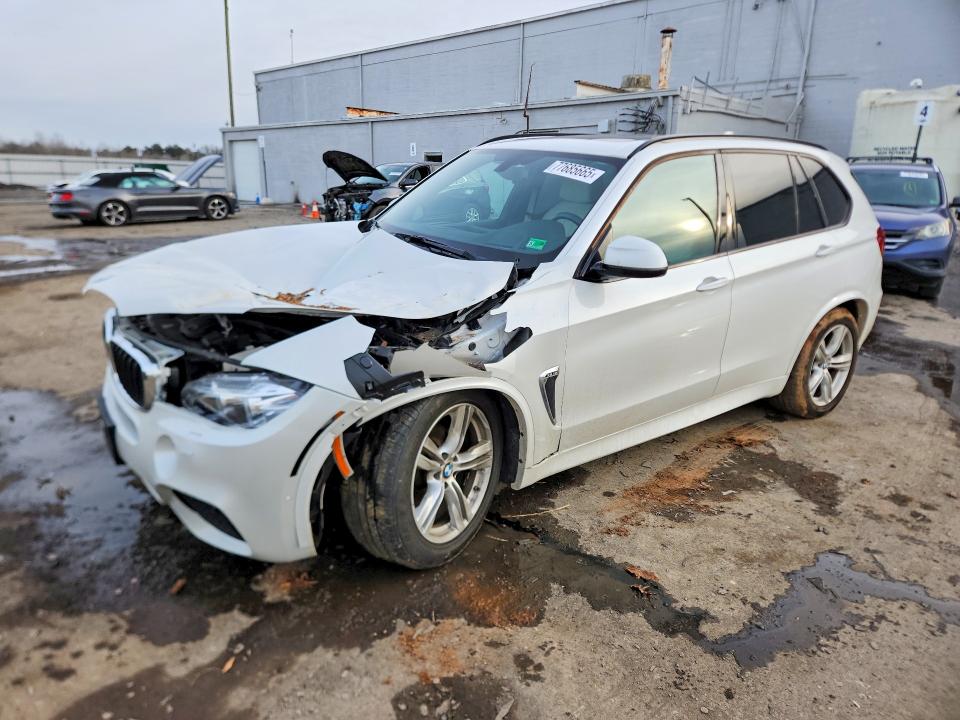 Продаж на аукціоні авто 2015 Bmw X5, vin: 5UXKS4C50F0J99575, номер лоту: 77685665