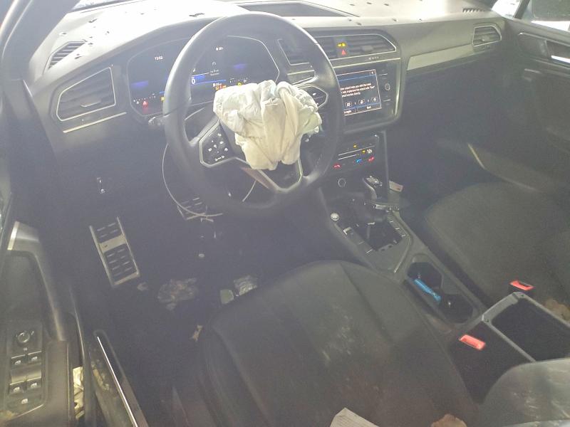 Продажа на аукционе авто 2023 Volkswagen Tiguan, vin: 3VVCB7AX0PM128033, номер лота: 75979175