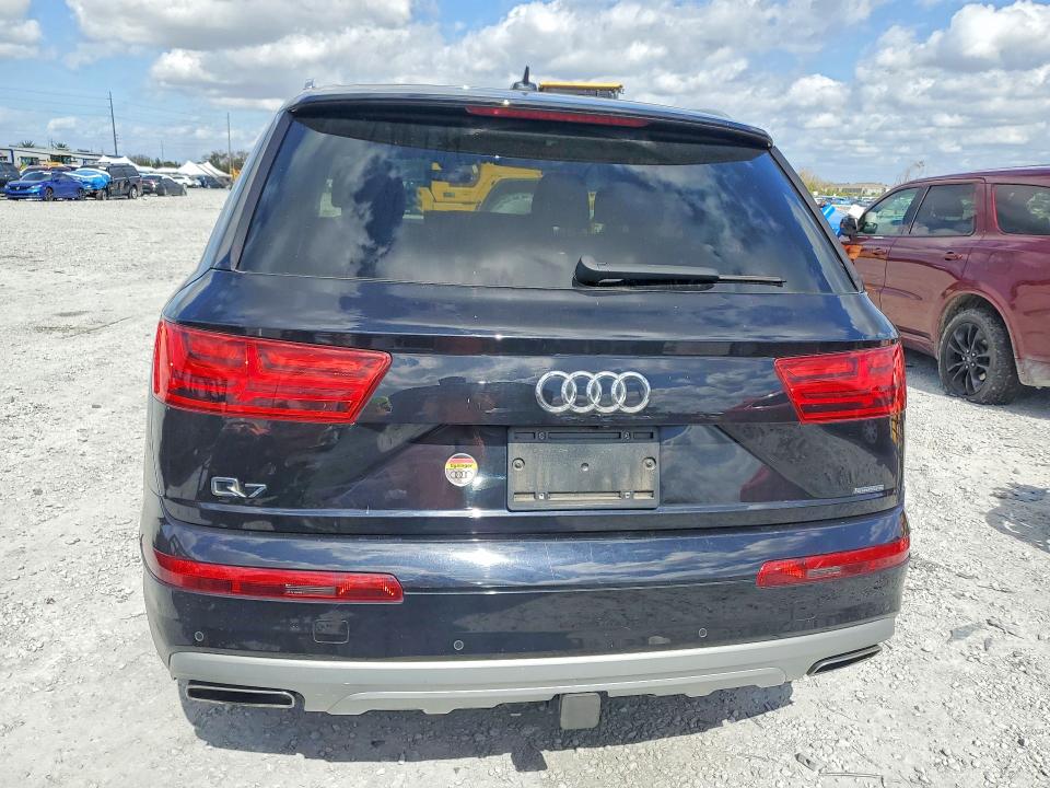 77384195 :رقم المزاد ، WA1LHAF79HD042293 vin ، 2017 Audi Q7 مزاد بيع