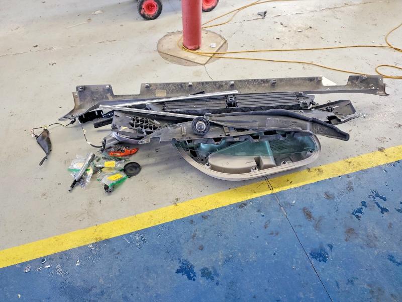 2018 Chrysler Pacifica მანქანა იყიდება აუქციონზე, vin: 2C4RC1EG4JR131692, აუქციონის ნომერი: 76426955