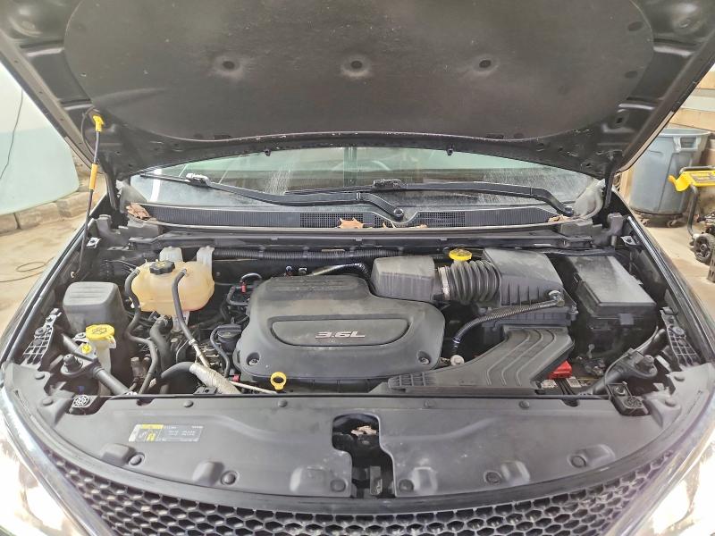77891475 :رقم المزاد ، 2C4RC1EG2JR186335 vin ، 2018 Chrysler Pacifica مزاد بيع