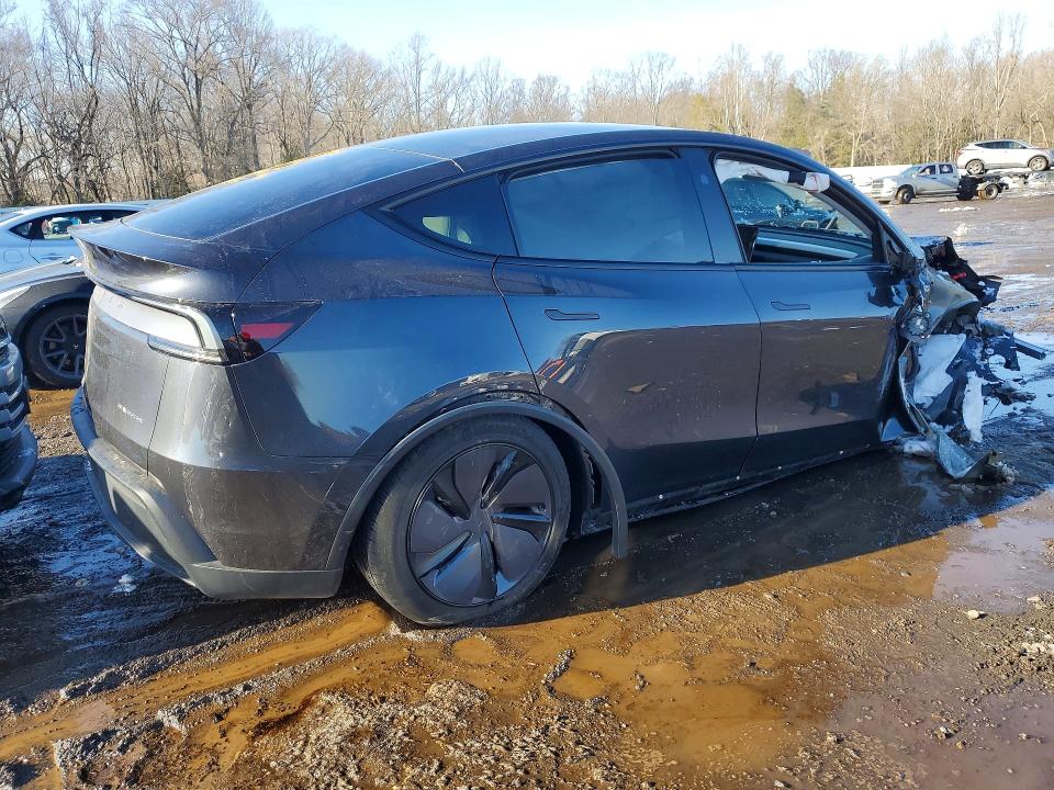 75627035 :رقم المزاد ، 7SAYGDEE1TF396460 vin ، 2026 Tesla Model Y مزاد بيع