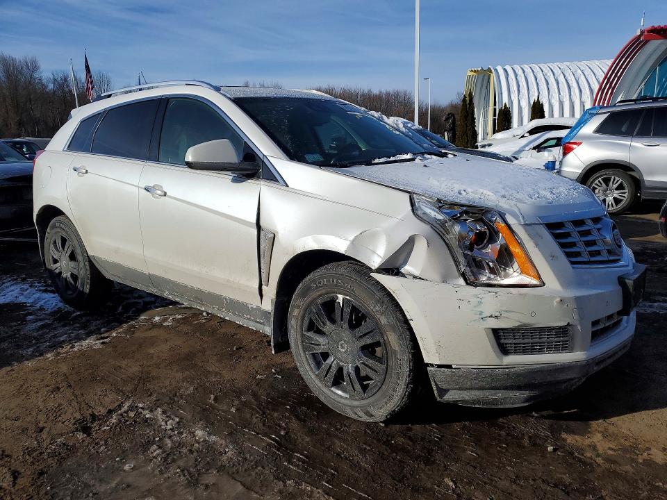 2015 Cadillac Srx მანქანა იყიდება აუქციონზე, vin: 3GYFNBE33FS584397, აუქციონის ნომერი: 76799885