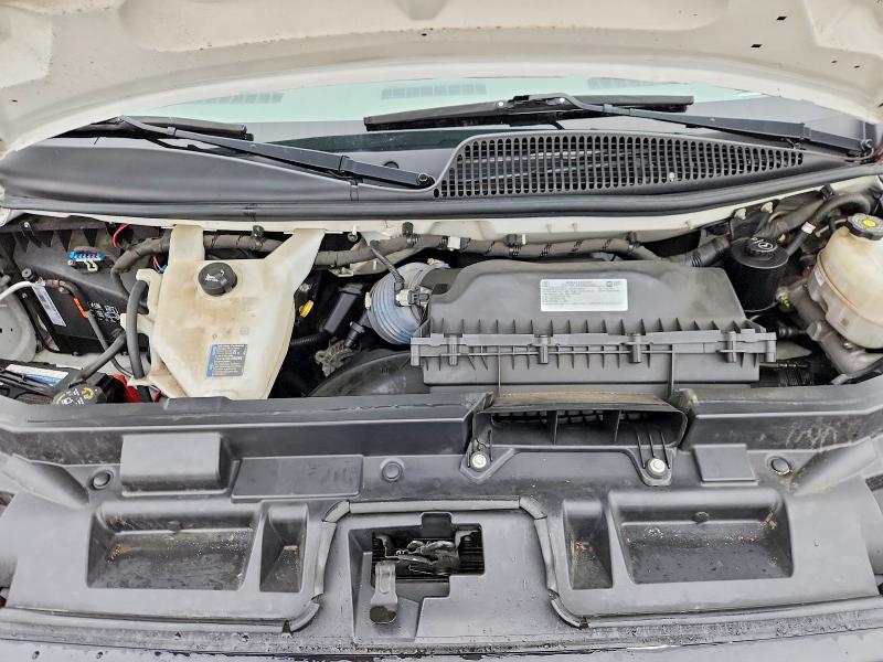 41848126 :رقم المزاد ، 7GZ37TC70NN007868 vin ، 2022 Gmc Savana مزاد بيع