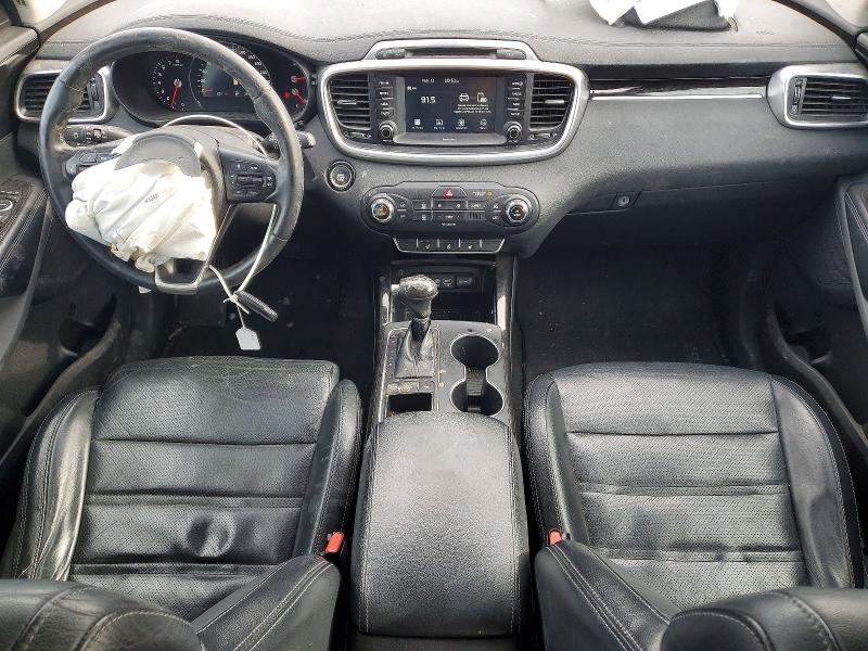 2017 Kia Sorento მანქანა იყიდება აუქციონზე, vin: 5XYPHDA51HG330373, აუქციონის ნომერი: 75731575