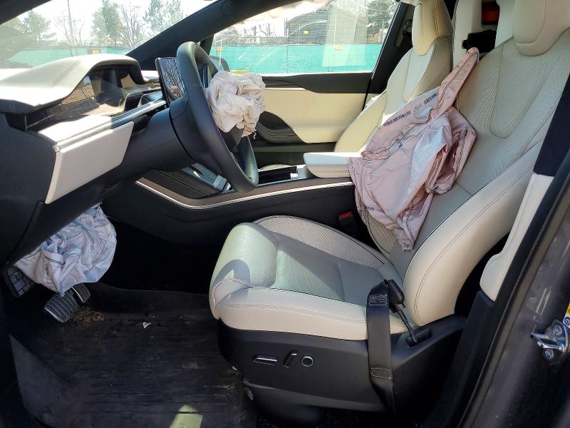 2023 Tesla Model X მანქანა იყიდება აუქციონზე, vin: 7SAXCBE69PF412575, აუქციონის ნომერი: 79303805