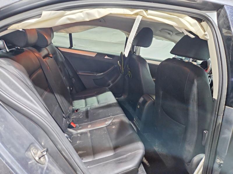77183295 :رقم المزاد ، 3VWDX7AJ4DM260222 vin ، 2013 Volkswagen Jetta مزاد بيع