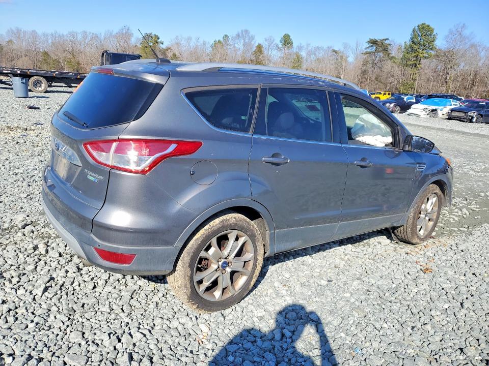2014 Ford Escape მანქანა იყიდება აუქციონზე, vin: 1FMCU9J98EUC16144, აუქციონის ნომერი: 77588135