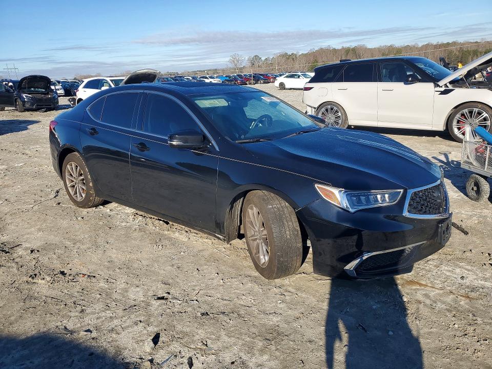 77665705 :رقم المزاد ، 19UUB1F38JA005060 vin ، 2018 Acura Tlx مزاد بيع