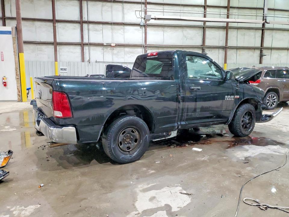 77900245 :رقم المزاد ، 3C6JR7AT4FG578805 vin ، 2015 Ram 1500 مزاد بيع