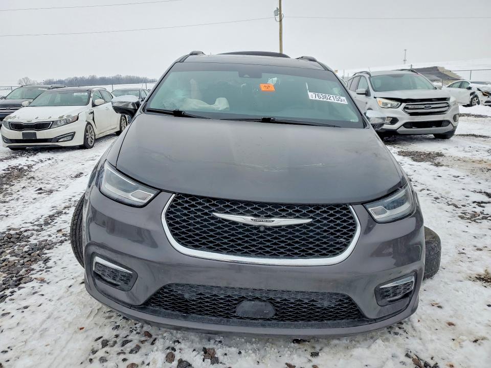 Продажа на аукционе авто 2023 Chrysler Pacifica, vin: 2C4RC1GG7PR517576, номер лота: 76362155