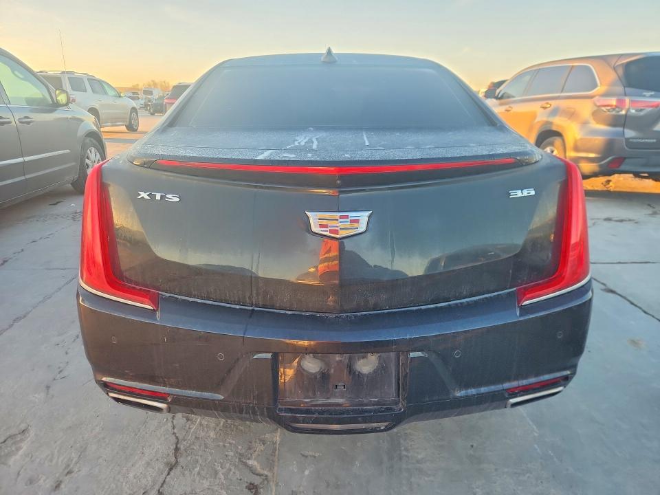 76188505 :رقم المزاد ، 2G61M5S3XK9149539 vin ، 2019 Cadillac Xts مزاد بيع