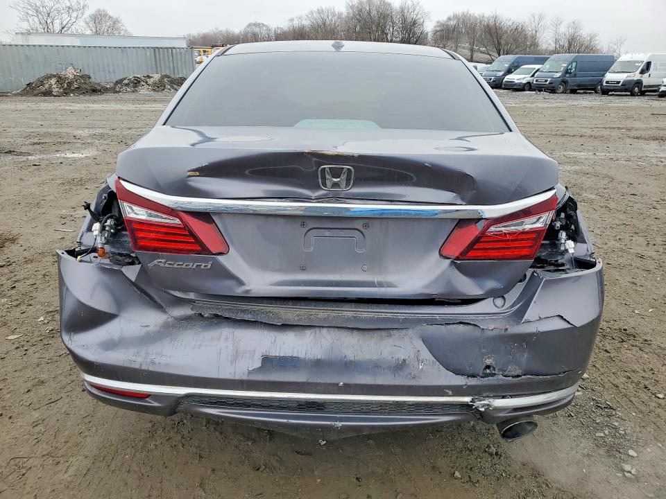 2016 Honda Accord მანქანა იყიდება აუქციონზე, vin: 1HGCR2F84GA082218, აუქციონის ნომერი: 77994835