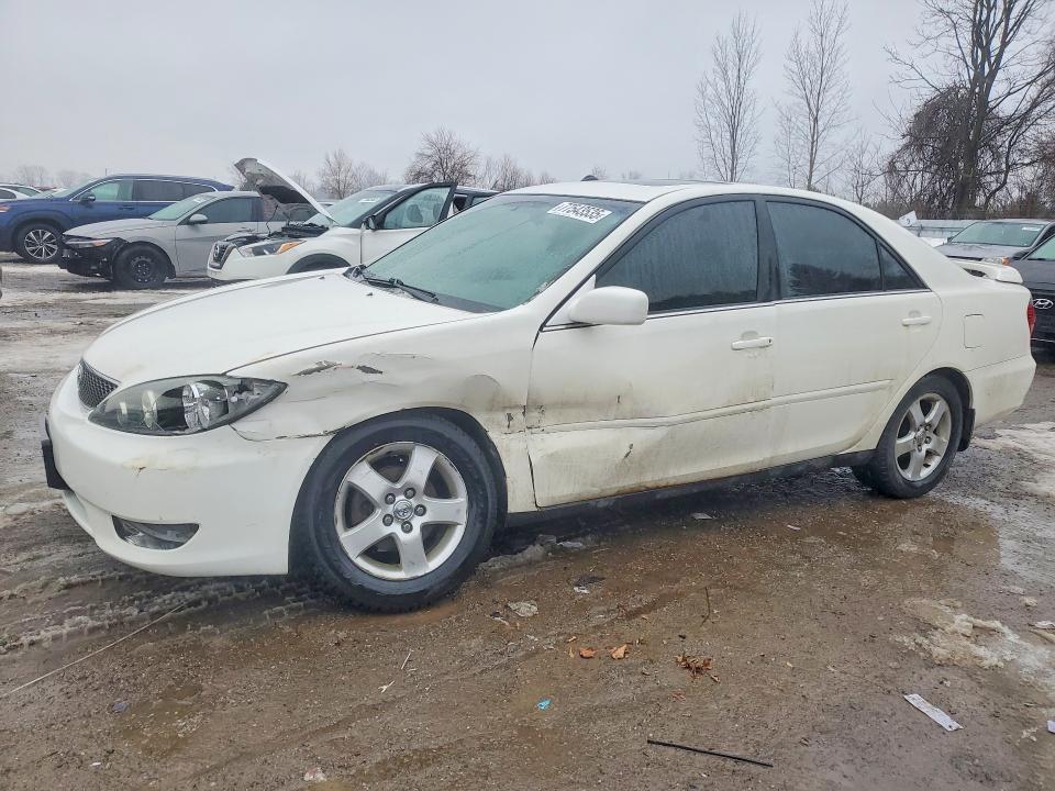 Продажа на аукционе авто 2005 Toyota Camry, vin: 4T1BE32K45U565910, номер лота: 77543535