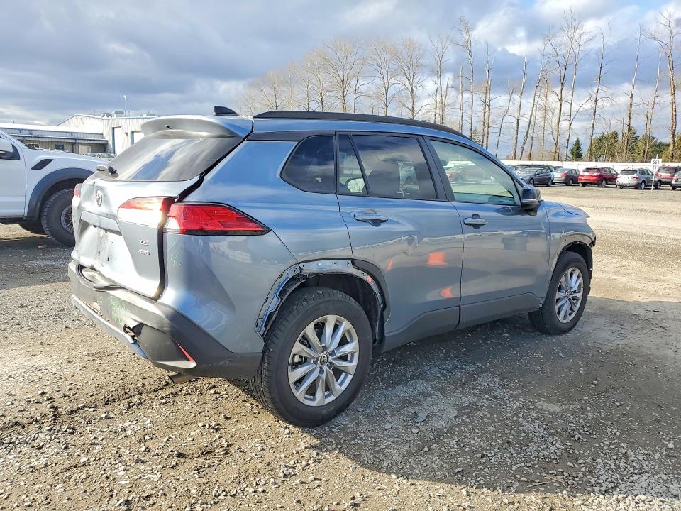 Продажа на аукционе авто 2025 Toyota Corolla Cross, vin: 7MUBAABG3SV123240, номер лота: 79223655