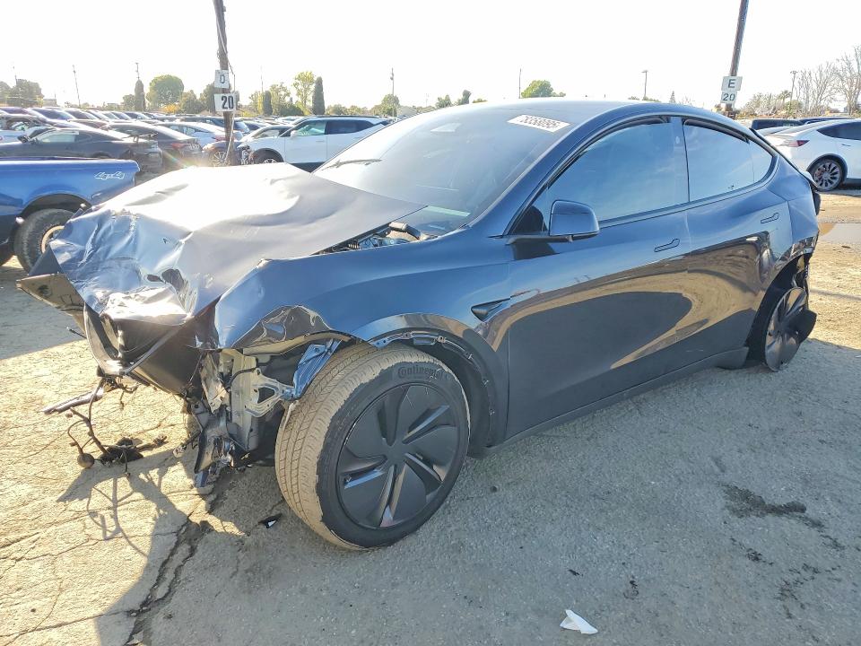 2026 Tesla Model Y მანქანა იყიდება აუქციონზე, vin: 7SAYGDEE8TF355016, აუქციონის ნომერი: 78358095