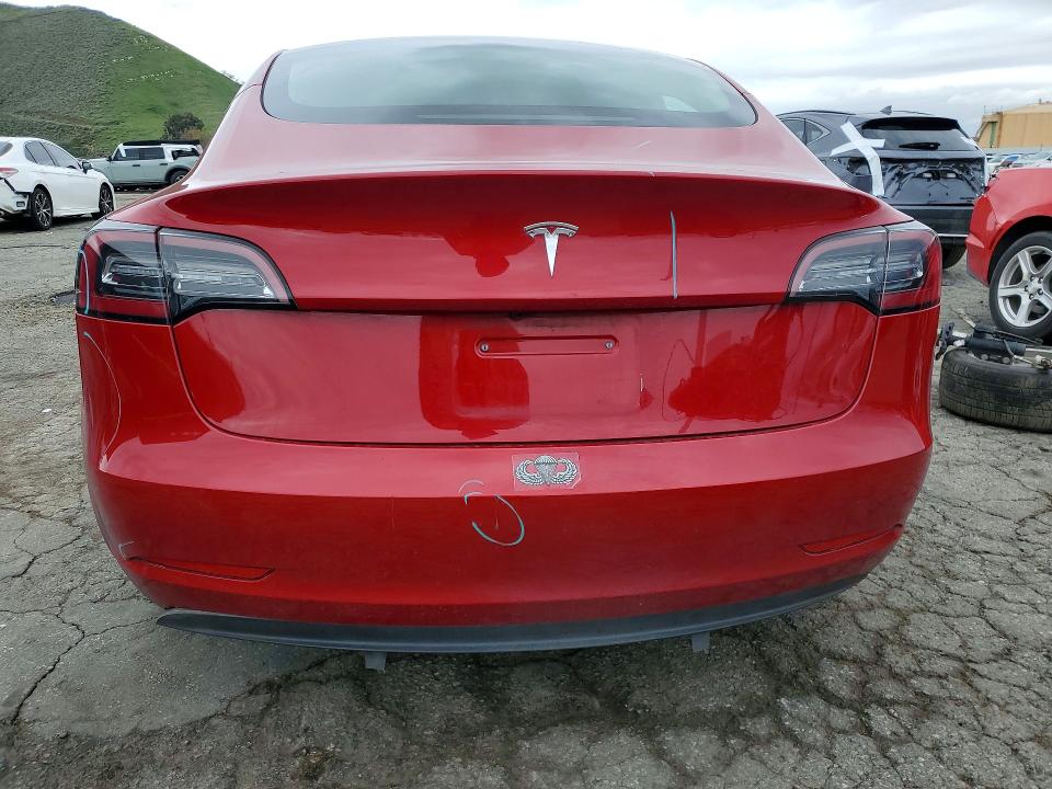 76410895 :رقم المزاد ، 5YJ3E1EAXPF423038 vin ، 2023 Tesla Model 3 مزاد بيع