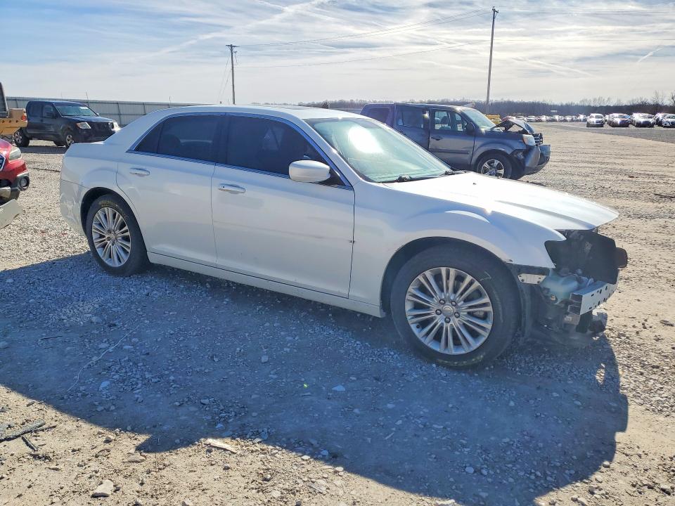 Продажа на аукционе авто 2013 Chrysler 300, vin: 2C3CCARG8DH558114, номер лота: 77906515