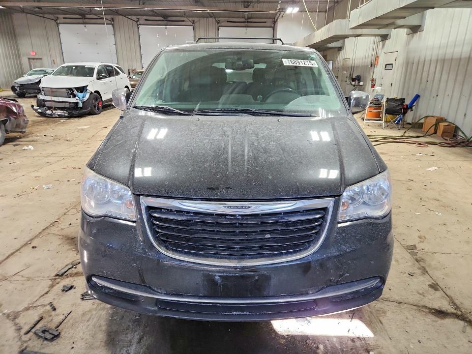 2016 Chrysler Town & Country მანქანა იყიდება აუქციონზე, vin: 2C4RC1CG4GR166387, აუქციონის ნომერი: 76891275