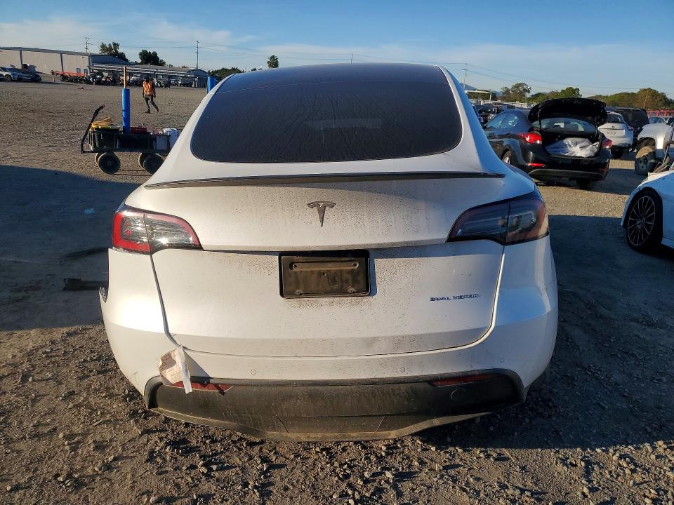 79540305 :رقم المزاد ، 5YJYGAEEXMF275293 vin ، 2021 Tesla Model Y مزاد بيع