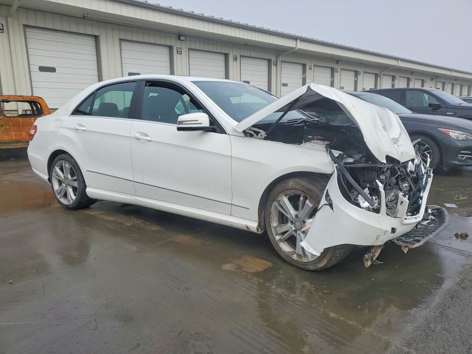 77525705 :رقم المزاد ، WDDHF5KB4DA725894 vin ، 2013 Mercedes-benz E مزاد بيع