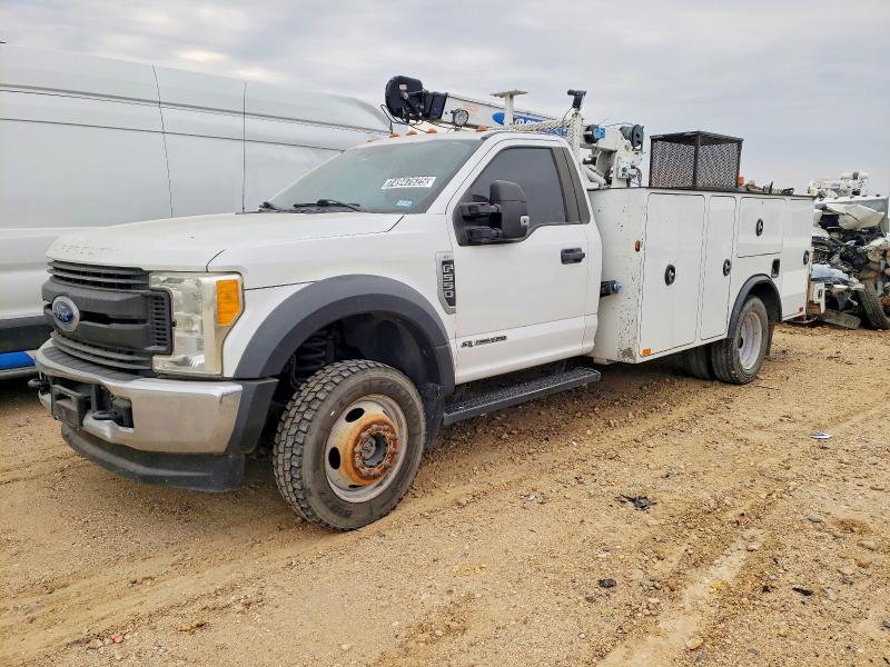 74947625 :رقم المزاد ، 1FDUF5HT9HEF23605 vin ، 2017 Ford F550 مزاد بيع