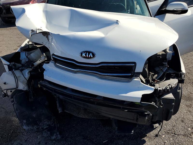 77830445 :رقم المزاد ، KNDJX3AA0H7492377 vin ، 2017 Kia Soul مزاد بيع