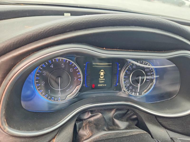 Продажа на аукционе авто 2017 Chrysler 200, vin: 1C3CCCAB5HN504648, номер лота: 77140585