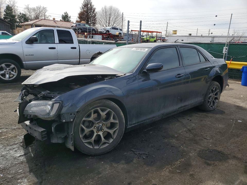 2017 Chrysler 300 მანქანა იყიდება აუქციონზე, vin: 2C3CCAGGXHH522126, აუქციონის ნომერი: 77697025