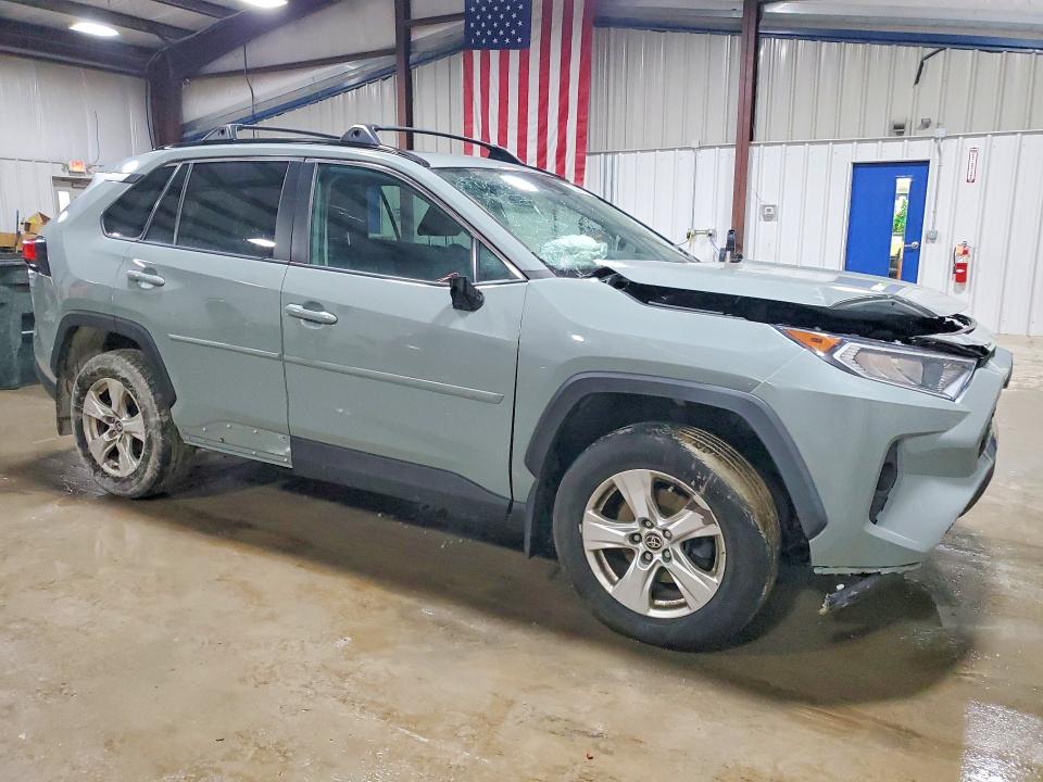 Продаж на аукціоні авто 2021 Toyota Rav4, vin: 2T3P1RFV9MW204557, номер лоту: 74785805