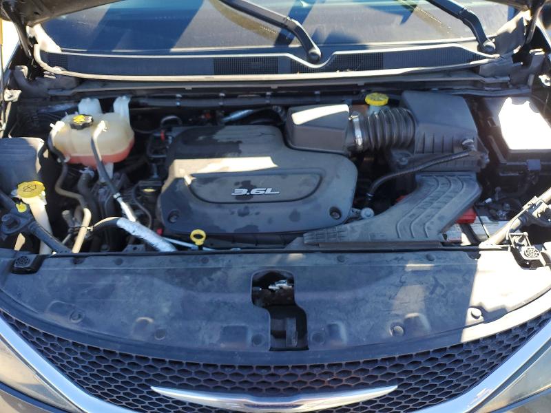 77429775 :رقم المزاد ، 2C4RC1CG3JR101280 vin ، 2018 Chrysler Pacifica مزاد بيع